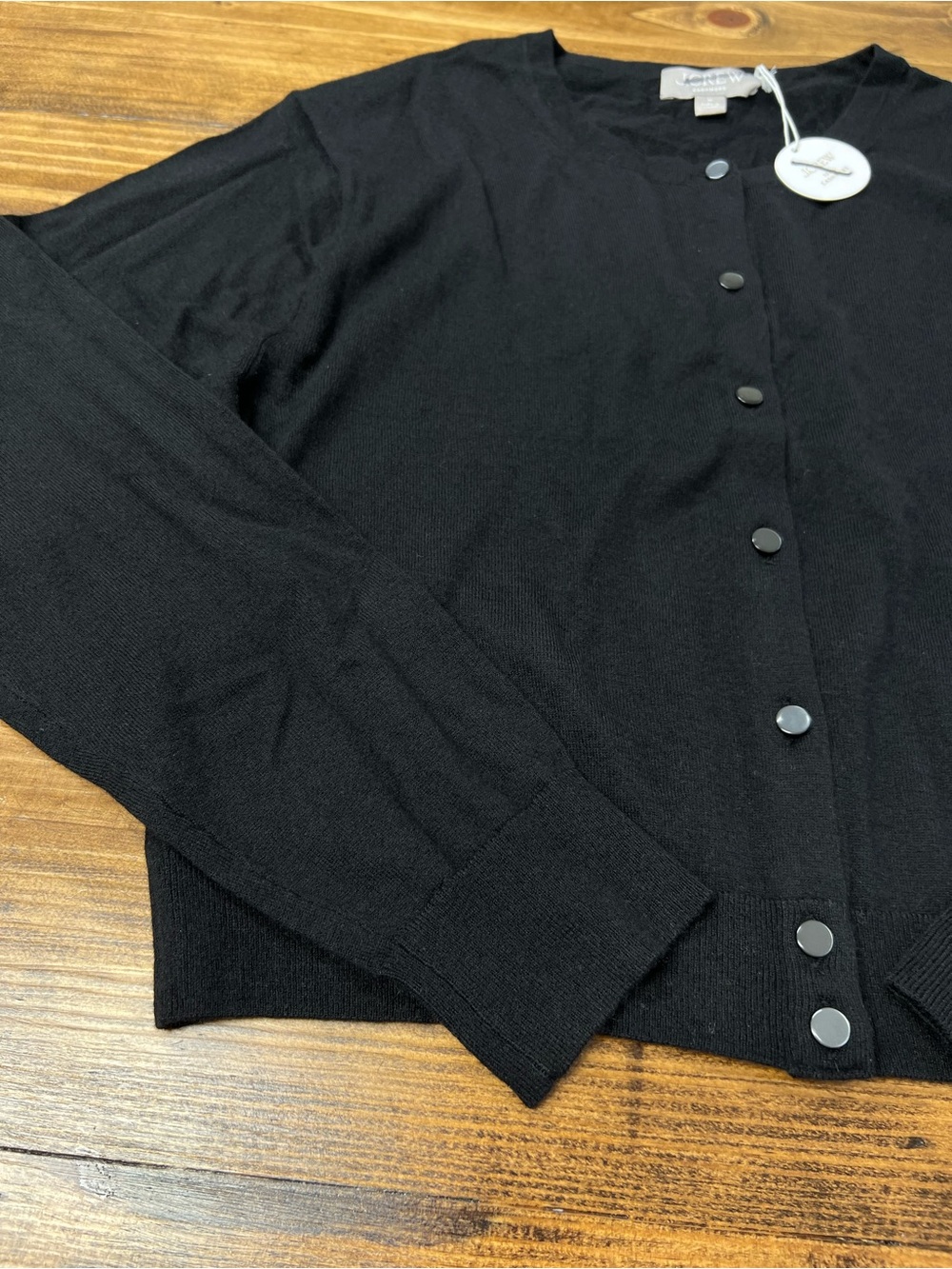 J. Crew Featherweight cashmere cardigan in Black Size Medium - Picture 8 of 10